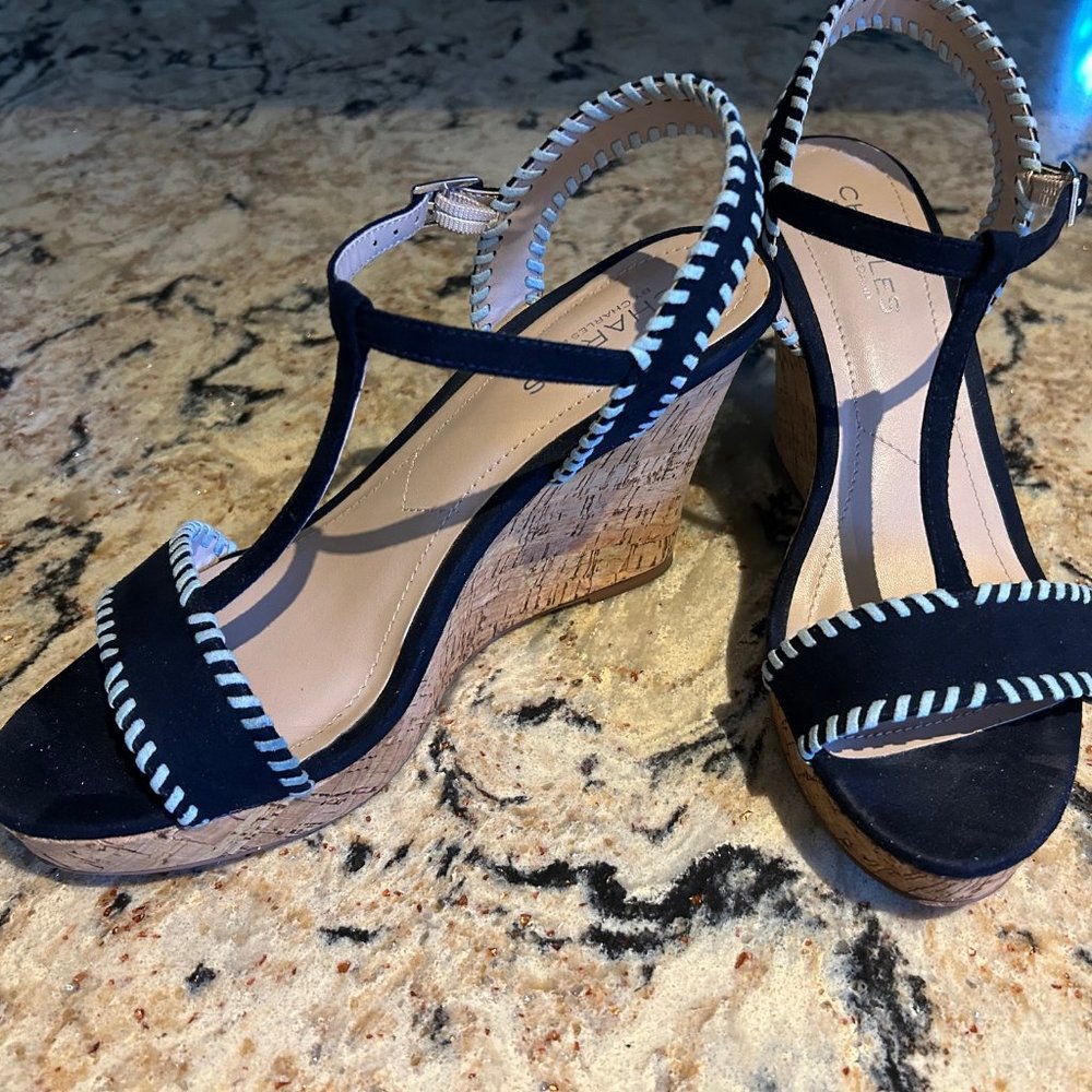 Charles David SZ 8 Denim Blue Suede Ankle T-Strap Cork Wedges